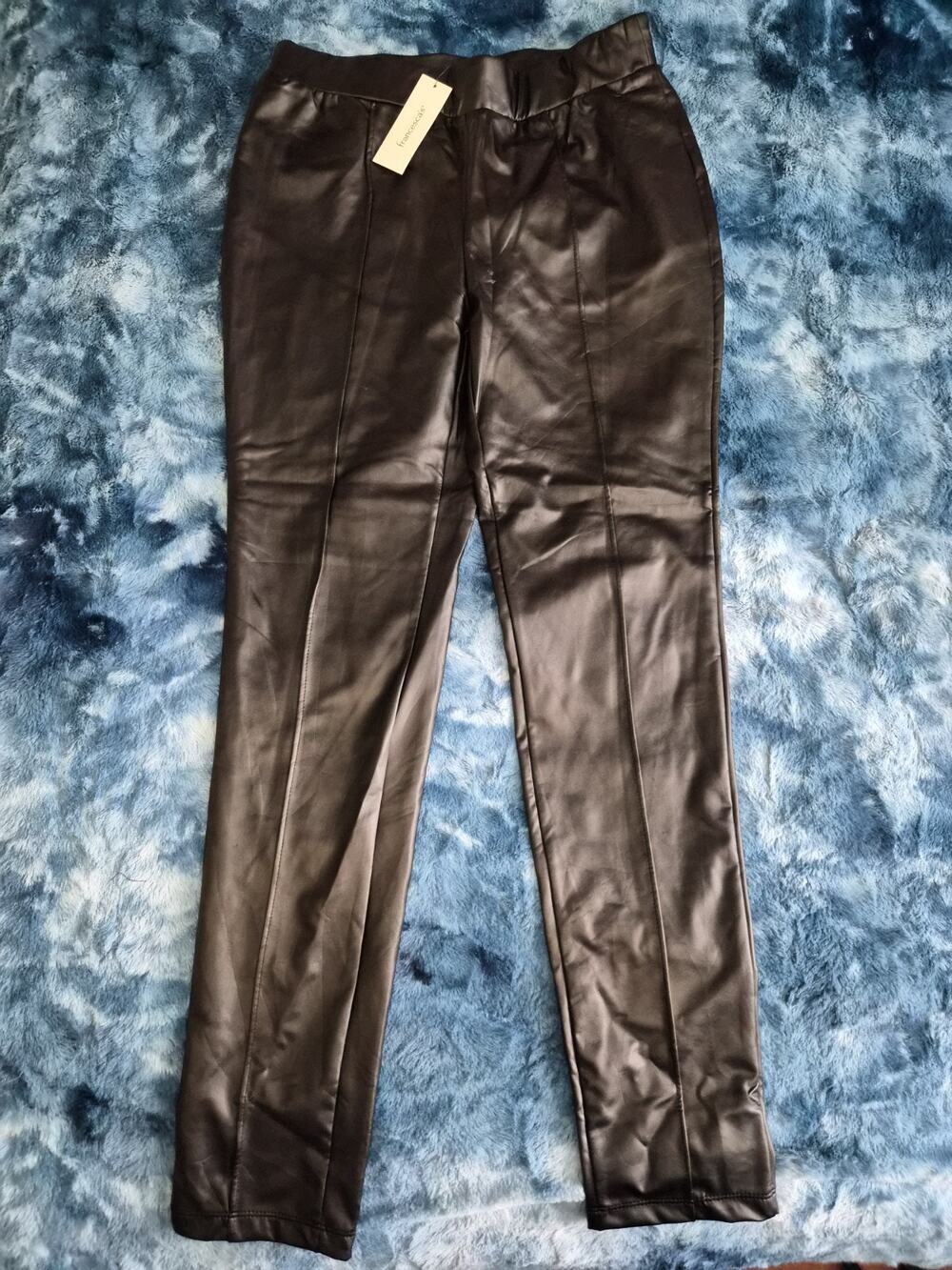 NWT Size M Francescas Faux Leather Black Fitted Slim Skinny Pants Stretch Waist